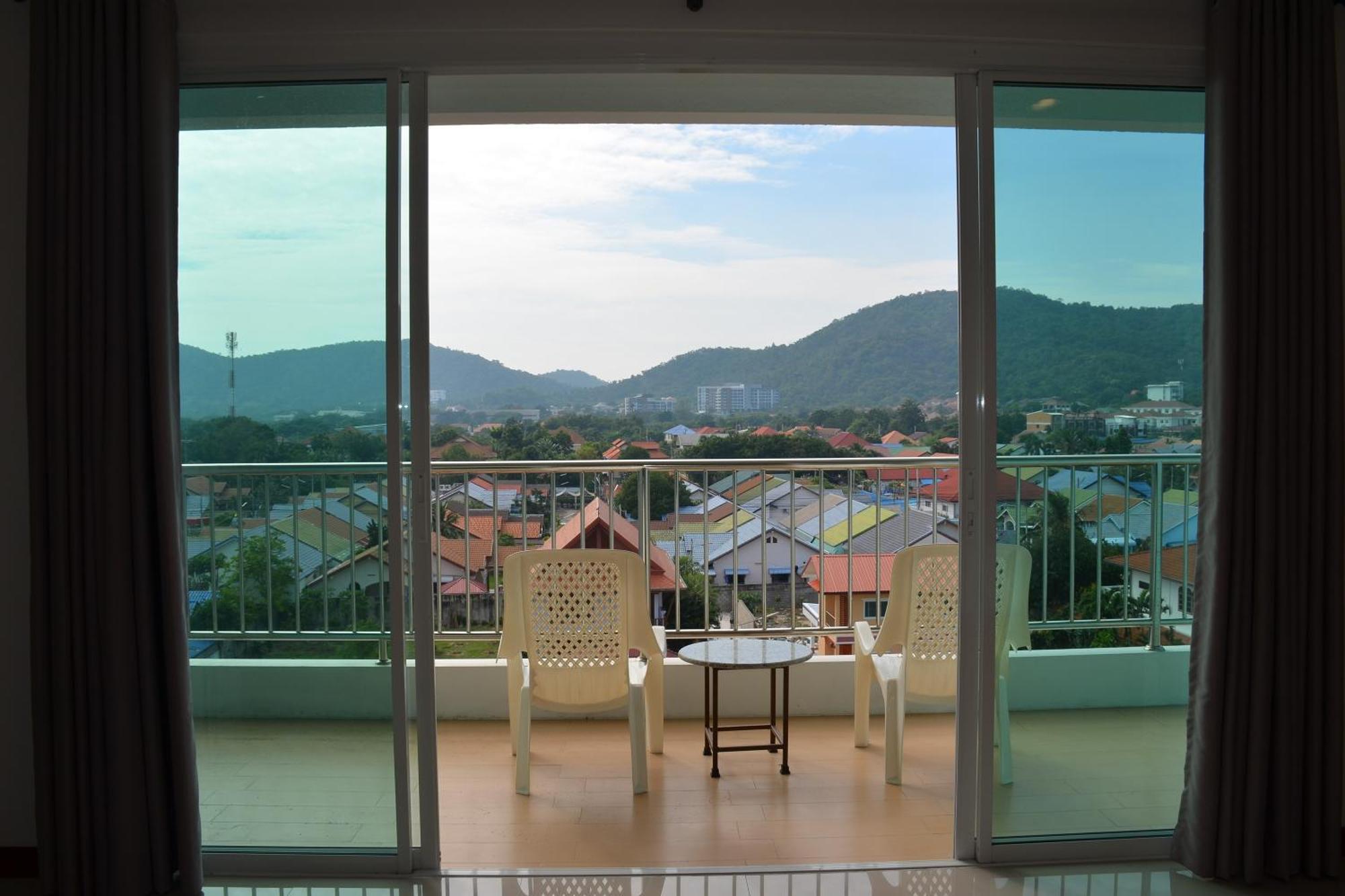 The Base Hua Hin Hotell Eksteriør bilde